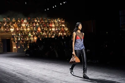 Look 8